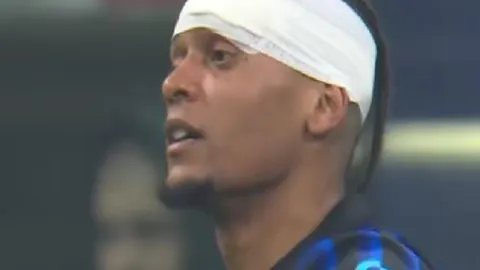 激战巅峰！纳萨夫荣耀对决巴格达警察，亚冠战场风云再起！